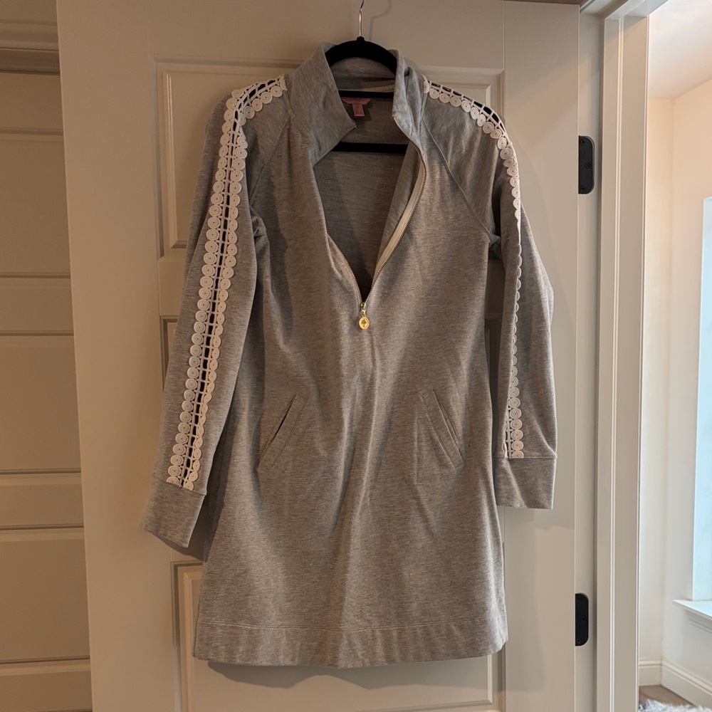 Lilly Pulitzer Gray Knit Top